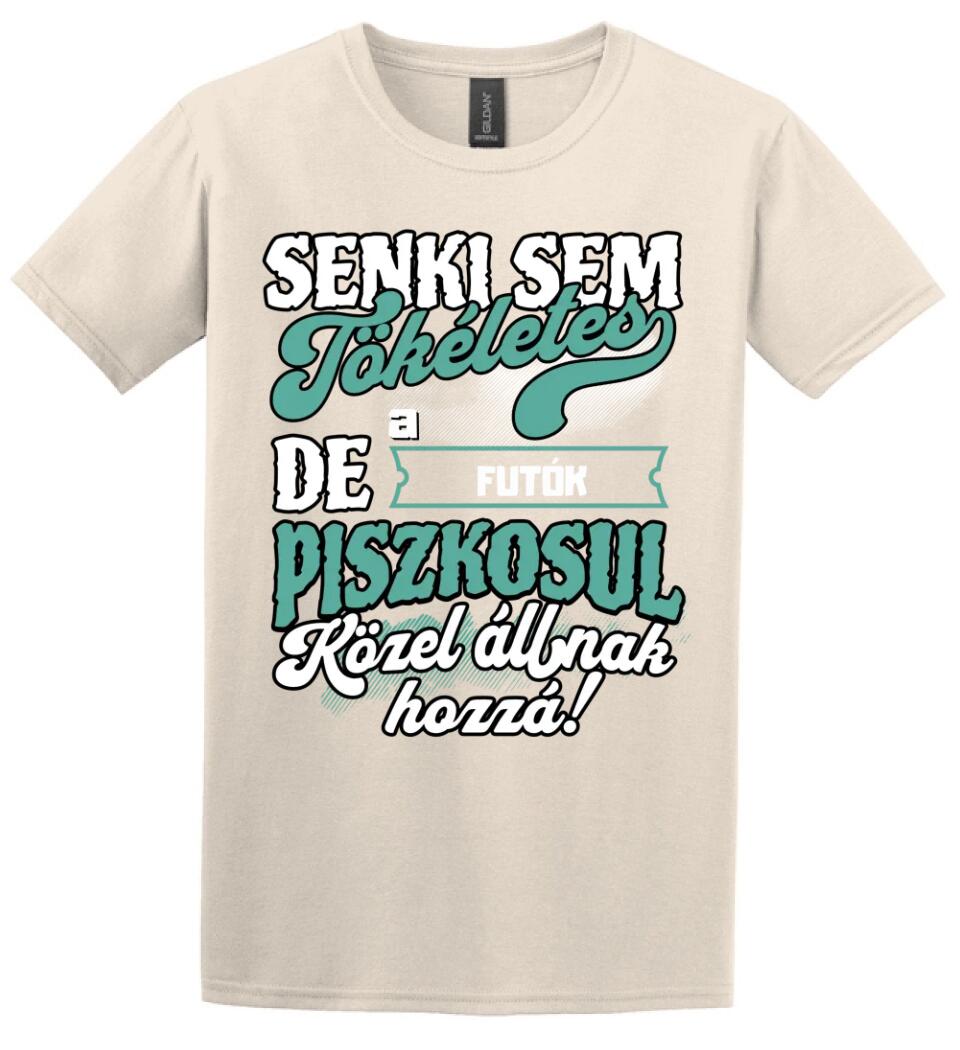 SENKI SEM TÖKÉLETES DE A_AZ  FUTÓK ÁTKOZOTTUL KÖZEL ÁLLNAK  HOZZÁ