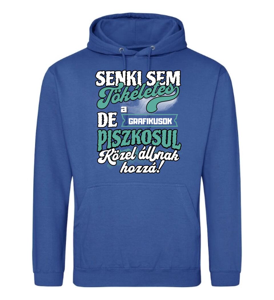 SENKI SEM TÖKÉLETES DE A_AZ  GRAFIKUSOK ÁTKOZOTTUL KÖZEL ÁLLNAK  HOZZÁ