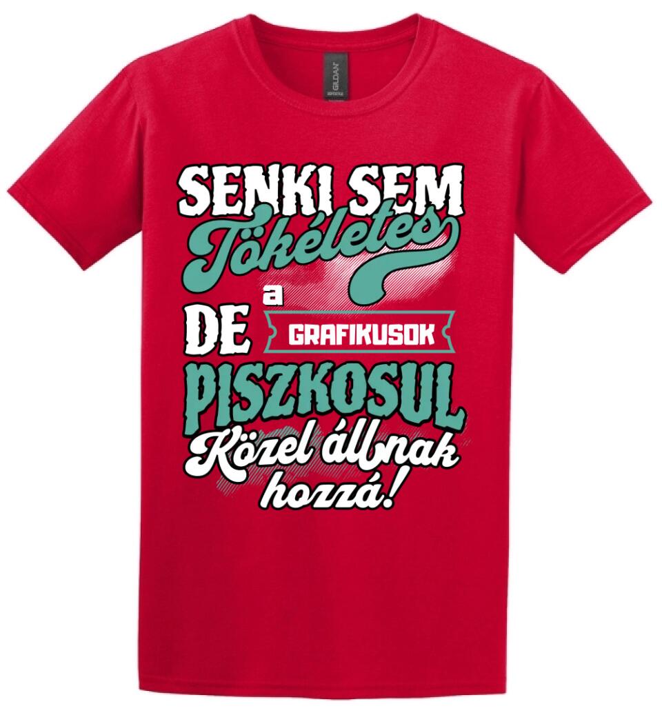 SENKI SEM TÖKÉLETES DE A_AZ  GRAFIKUSOK ÁTKOZOTTUL KÖZEL ÁLLNAK  HOZZÁ