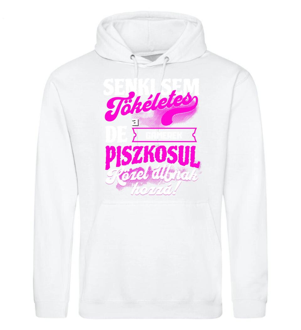 SENKI SEM TÖKÉLETES DE A_AZ  GAMEREK ÁTKOZOTTUL KÖZEL ÁLLNAK  HOZZÁ