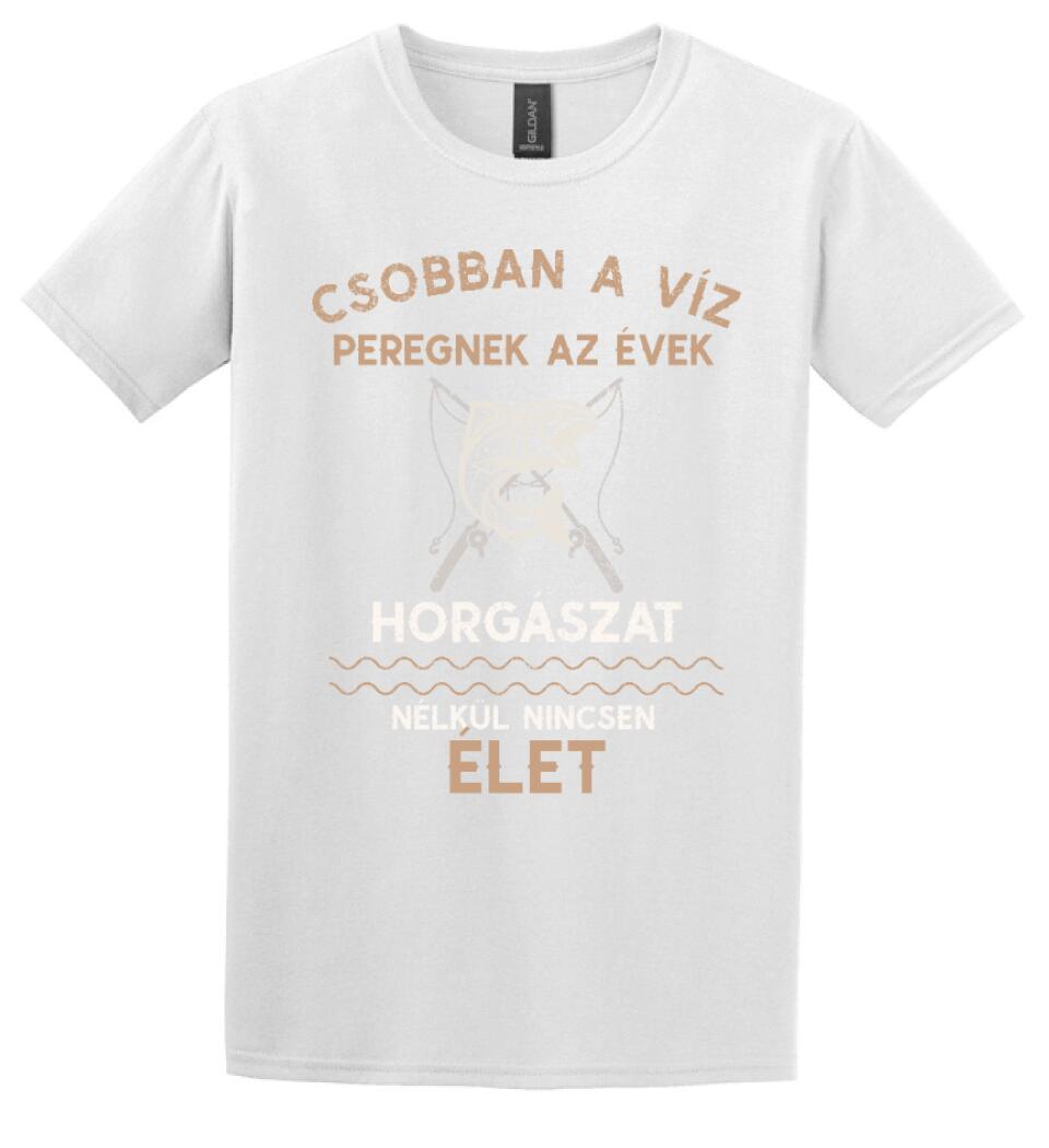 EGYEDI PÓLÓ CSOBBAN A VÍZ