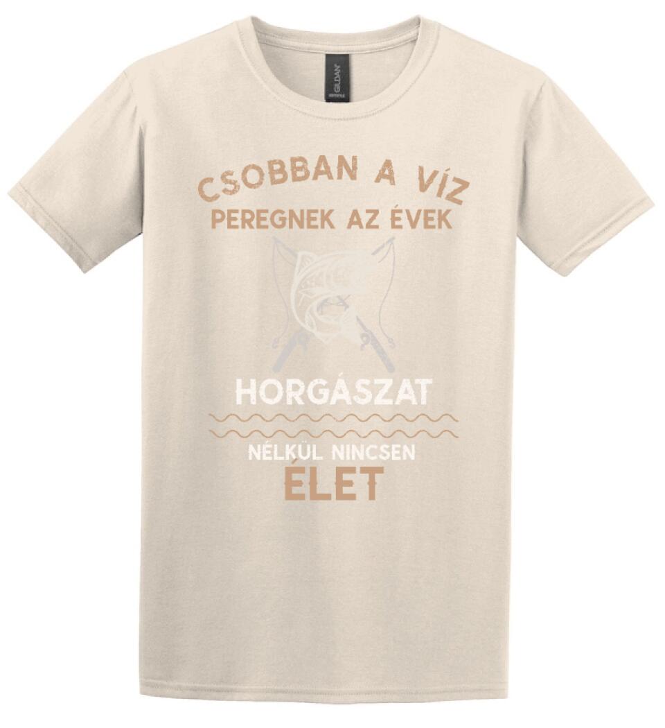 EGYEDI PÓLÓ CSOBBAN A VÍZ