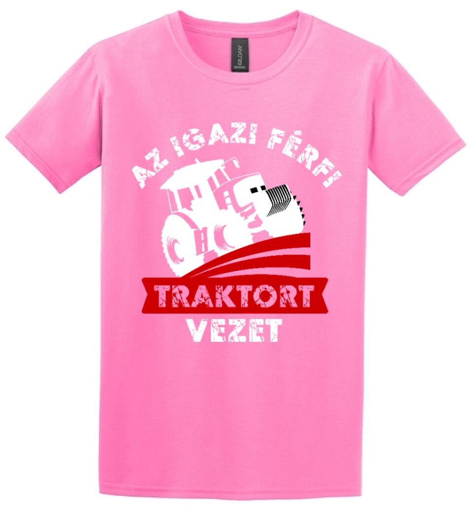 AZ IGAZI FÉRFI TRAKTORT VEZET