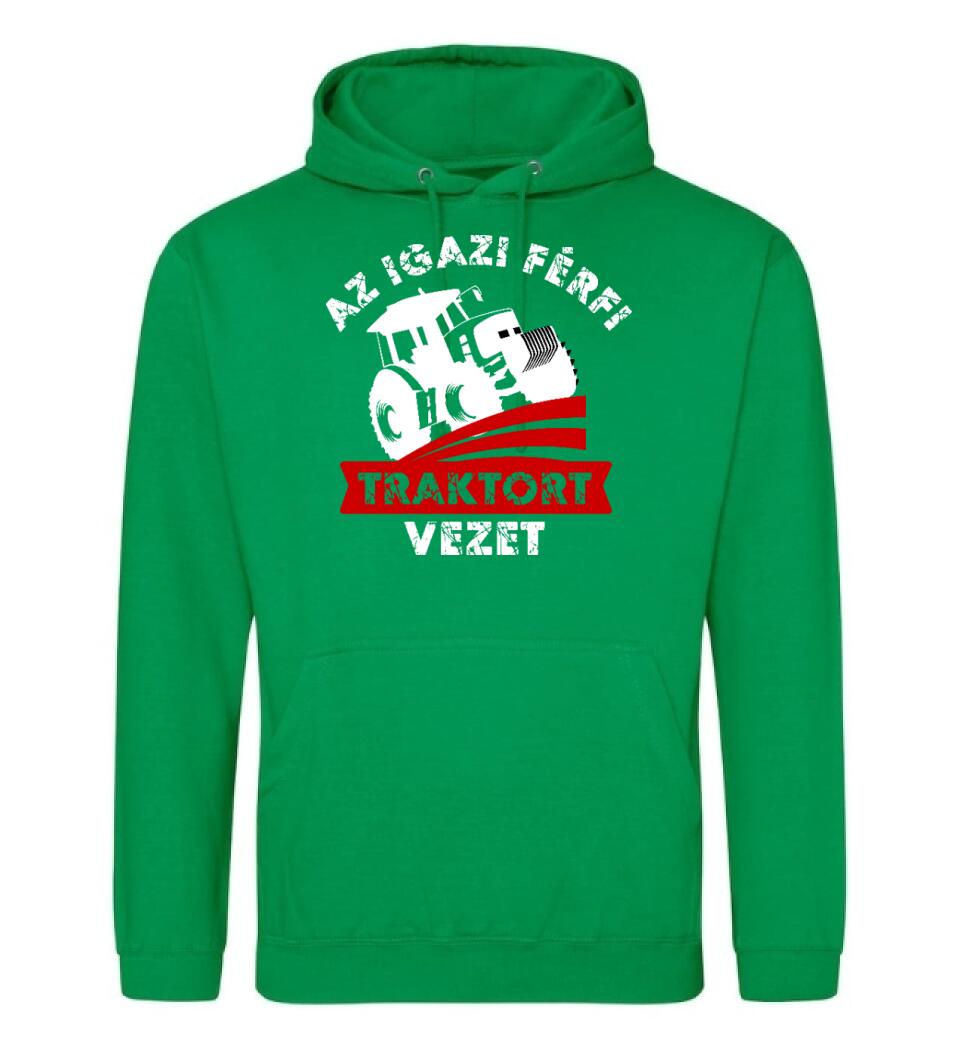 AZ IGAZI FÉRFI TRAKTORT VEZET