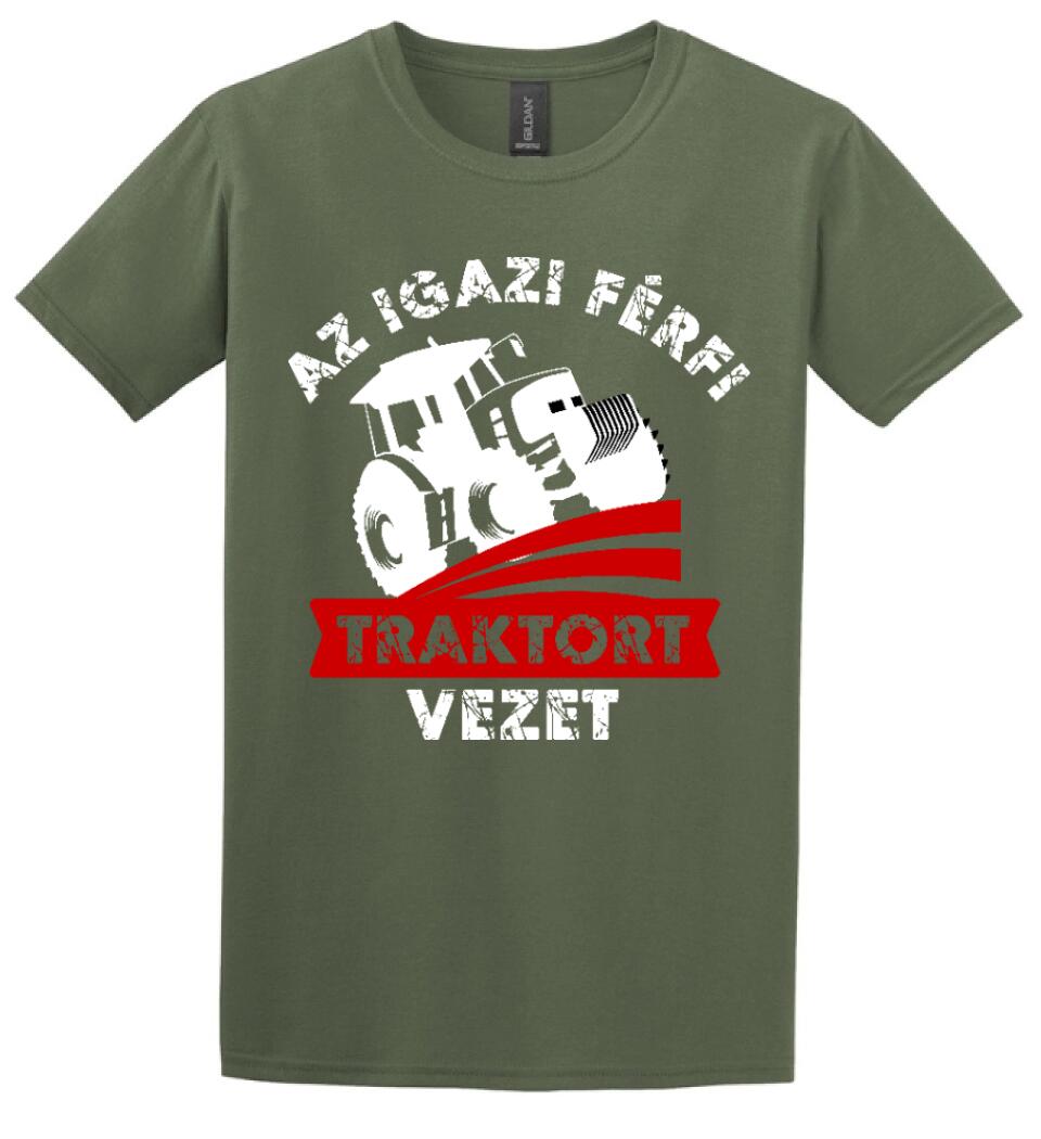 AZ IGAZI FÉRFI TRAKTORT VEZET