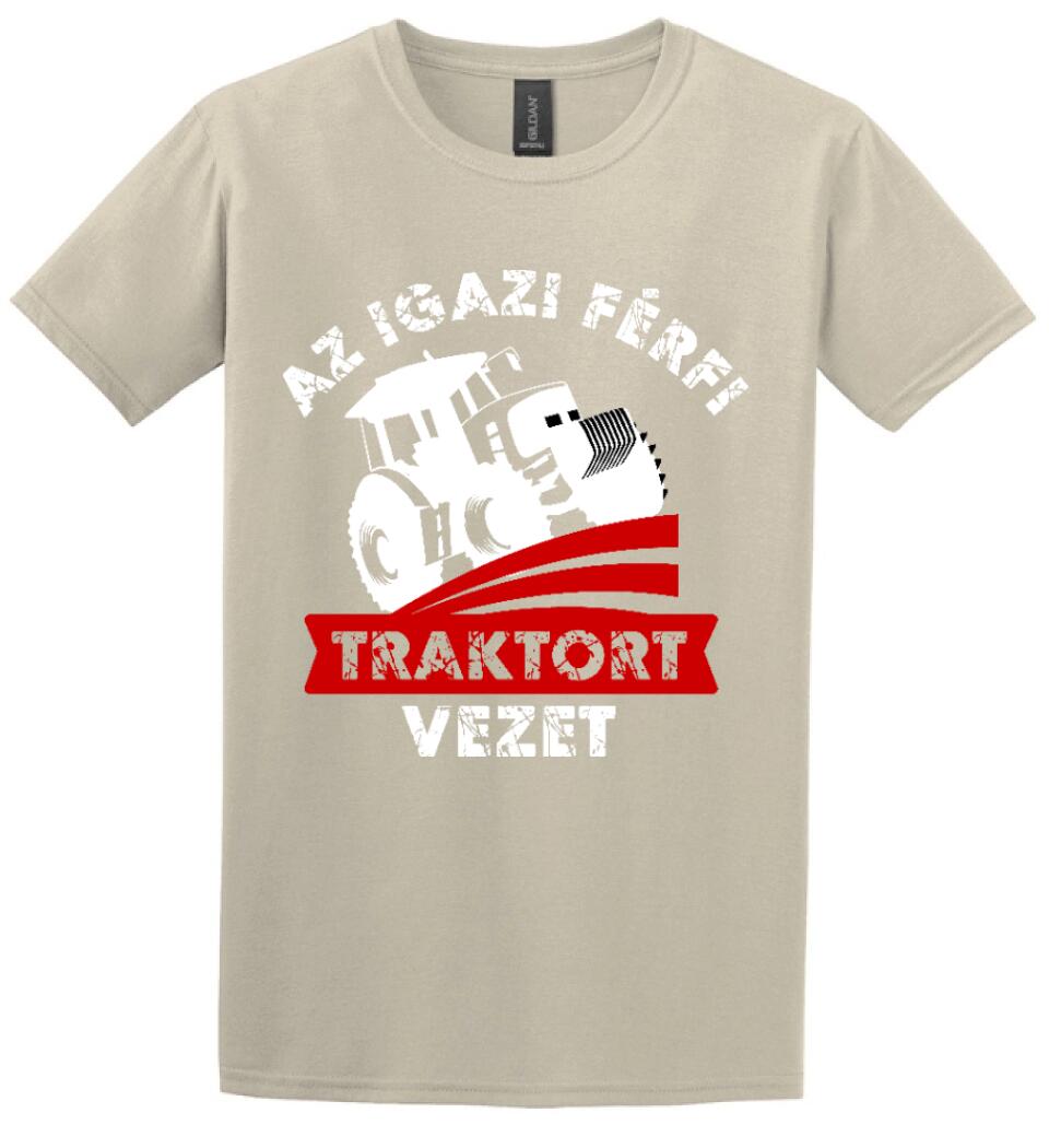 AZ IGAZI FÉRFI TRAKTORT VEZET