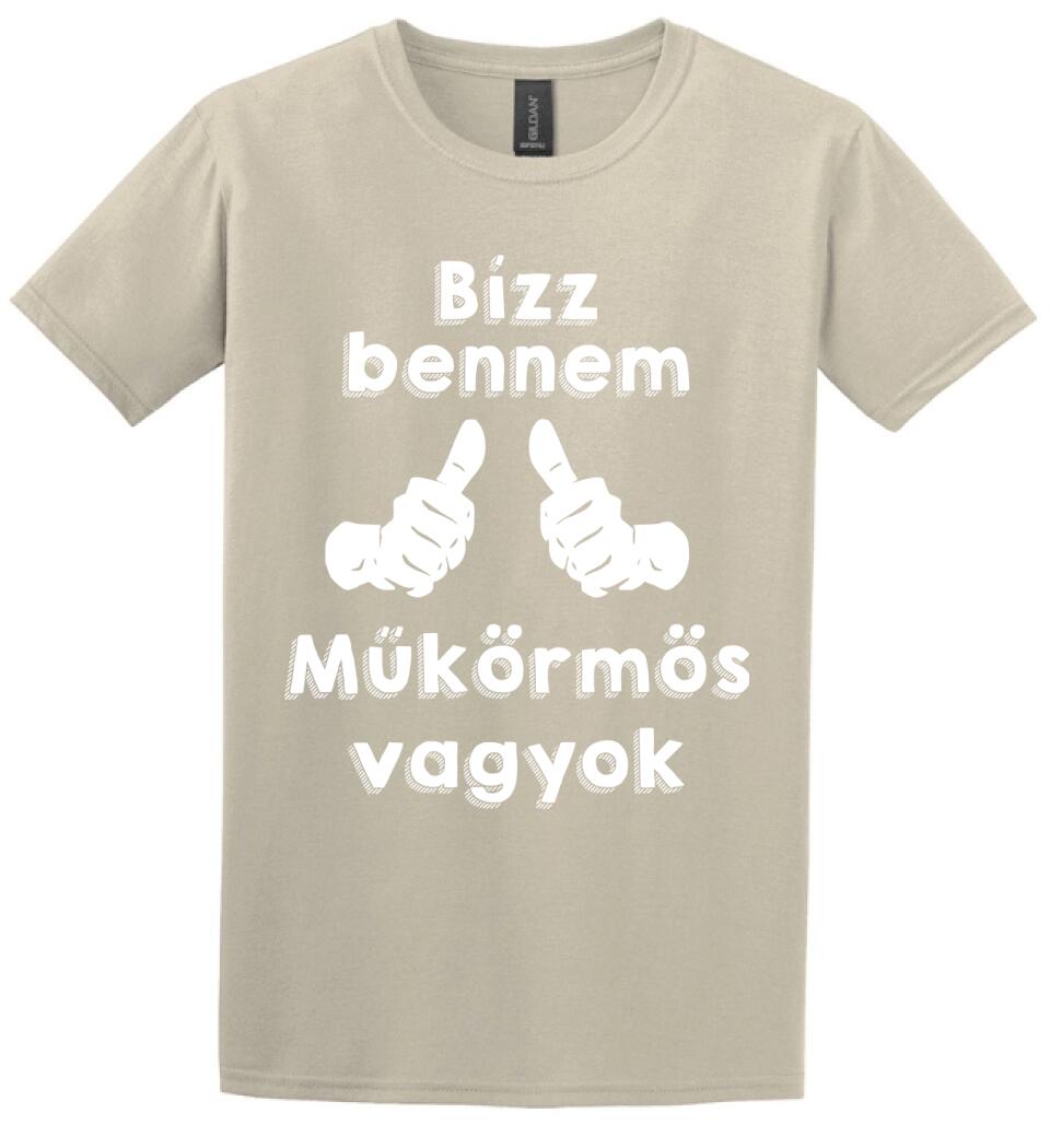 Bízz bennem műkörmös vagyok