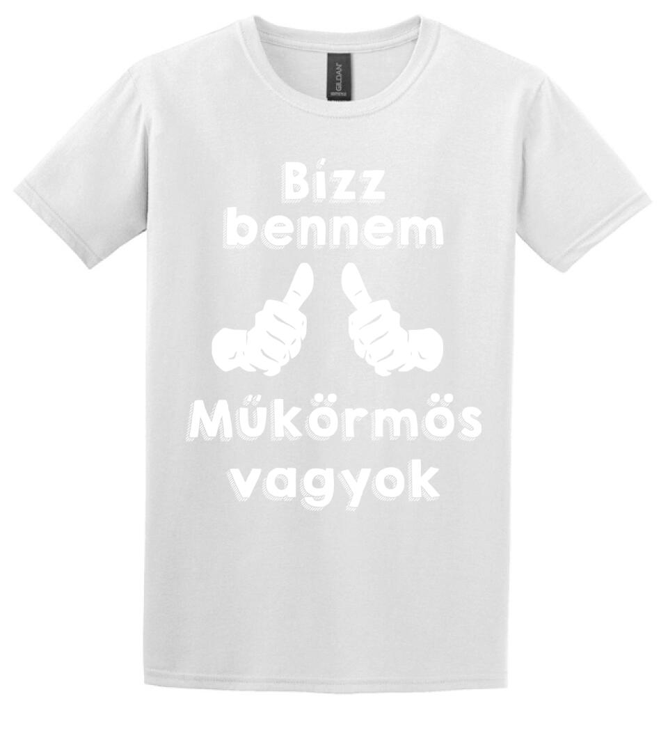 Bízz bennem műkörmös vagyok