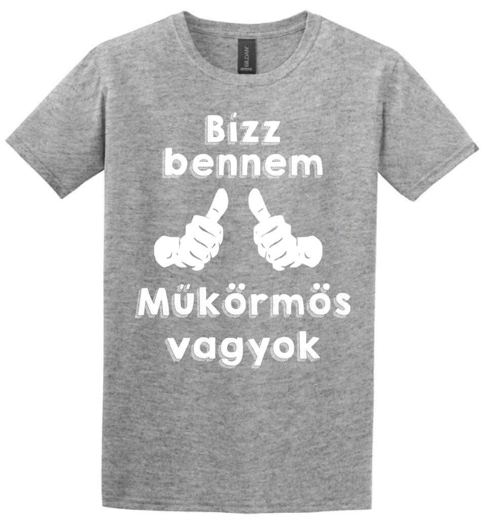 Bízz bennem műkörmös vagyok