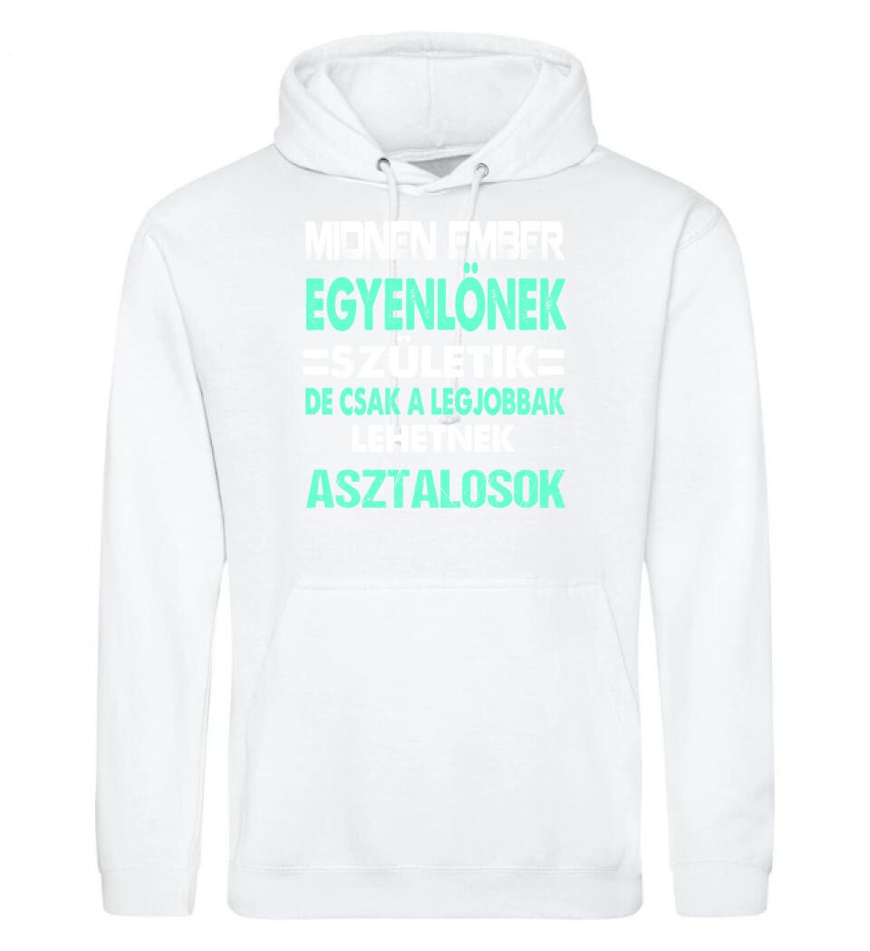 LEGJOBBAK AZ ASZTALOSOK