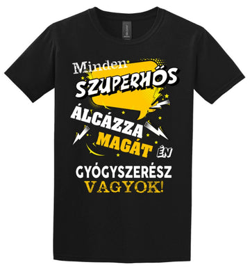 GYÓGYSZERÉSZ SZUPERHŐS PÓLÓ