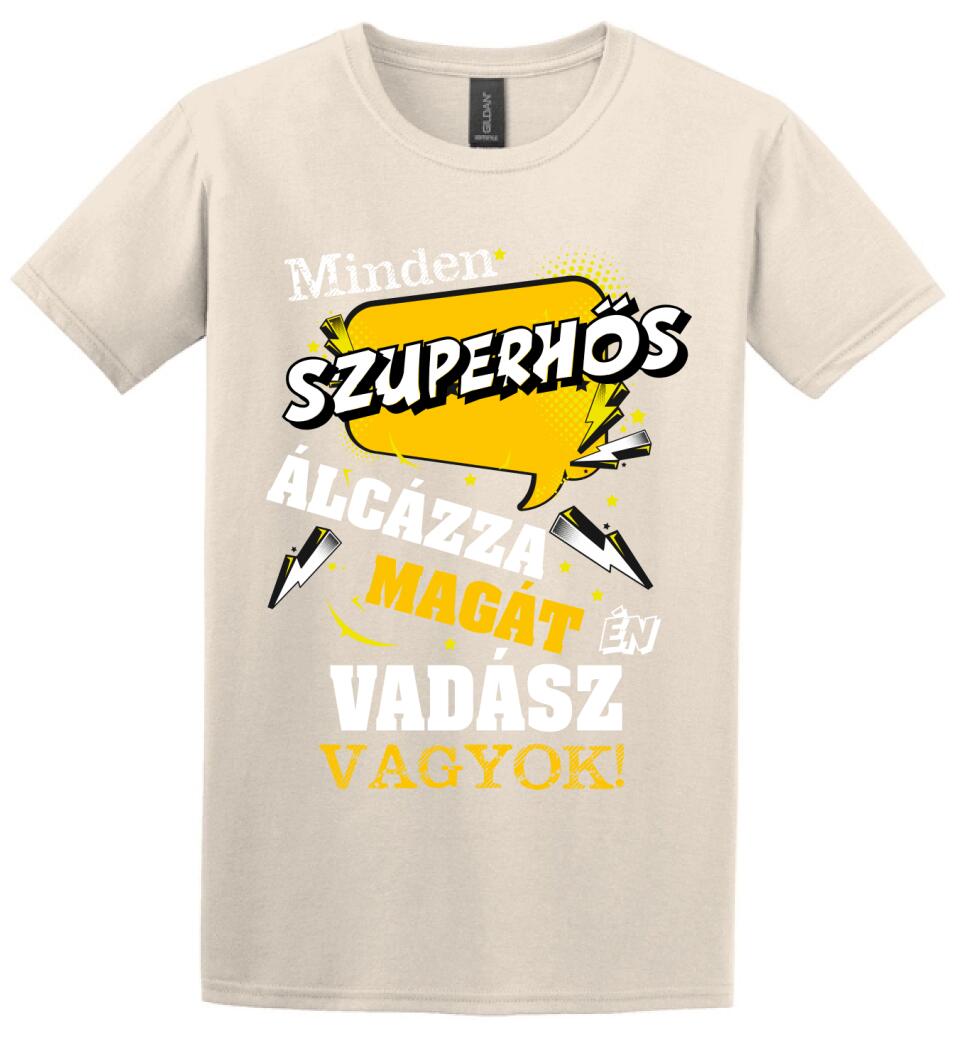 VADÁSZ SZUPERHŐS PÓLÓ