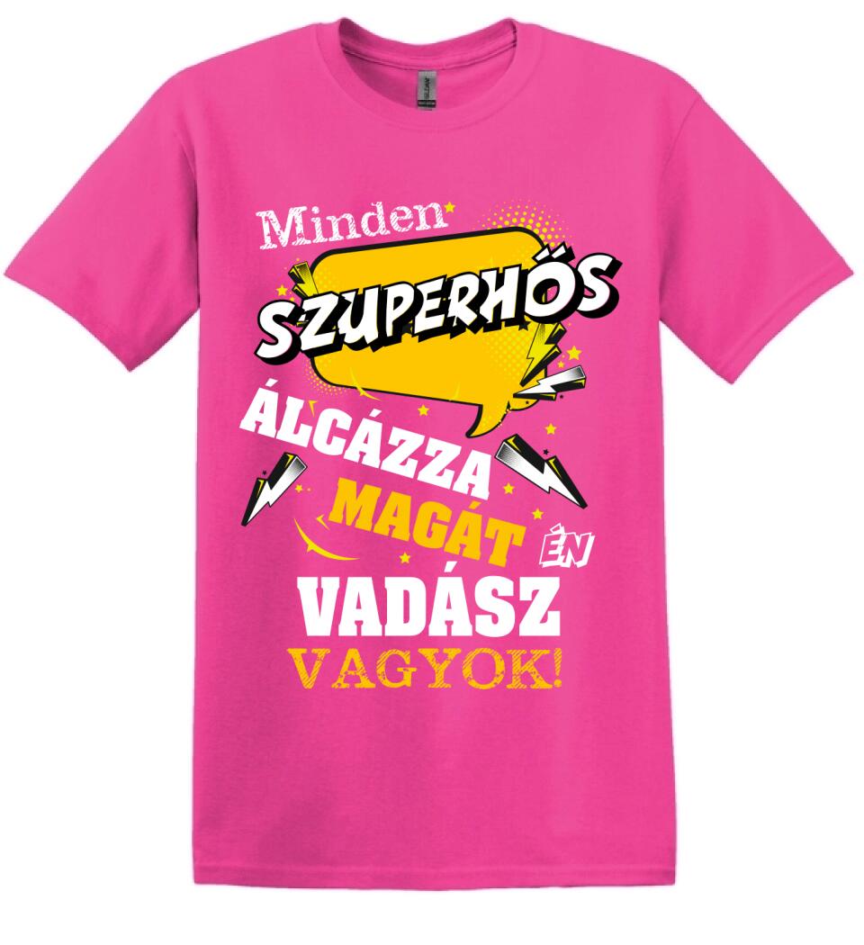 VADÁSZ SZUPERHŐS PÓLÓ