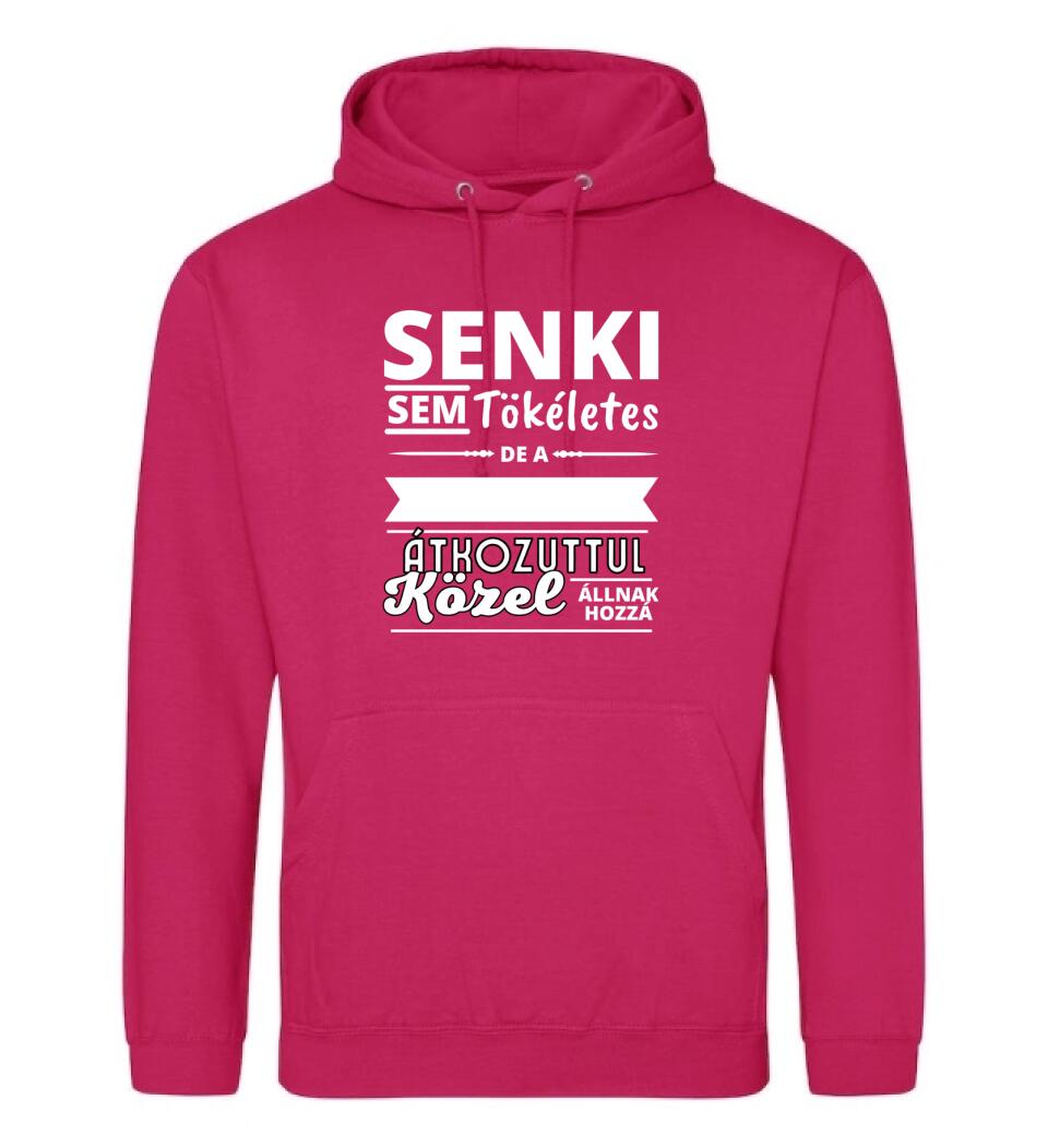 SENKI SEM TÖKÉLETES DE PAPÁK