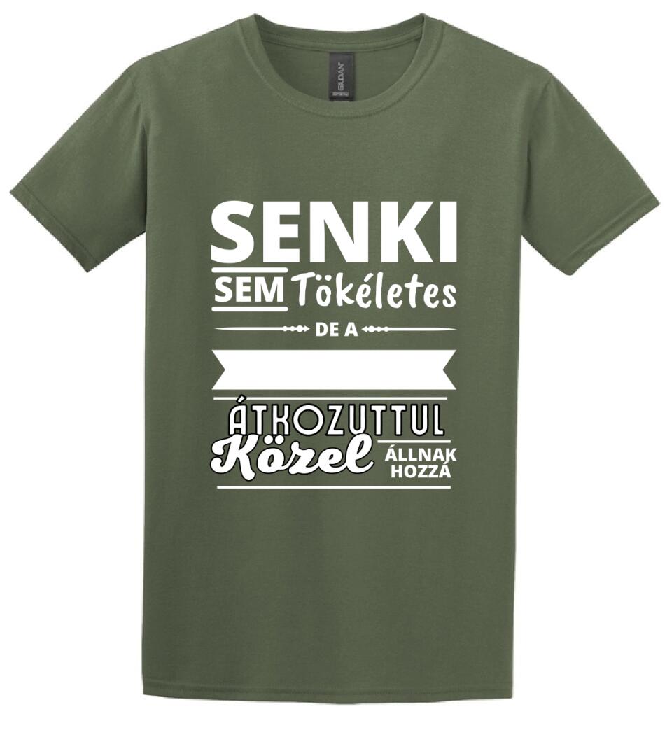 SENKI SEM TÖKÉLETES DE PAPÁK