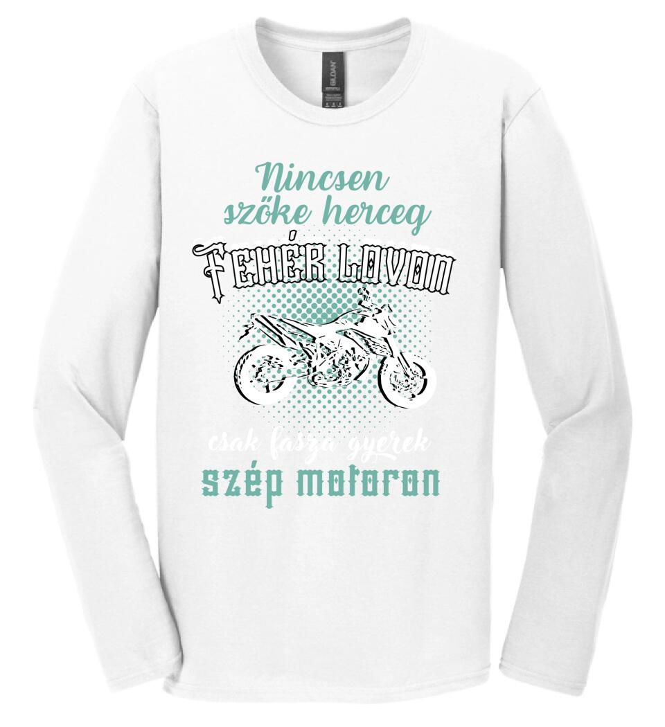 Szőke herceg szép motoron