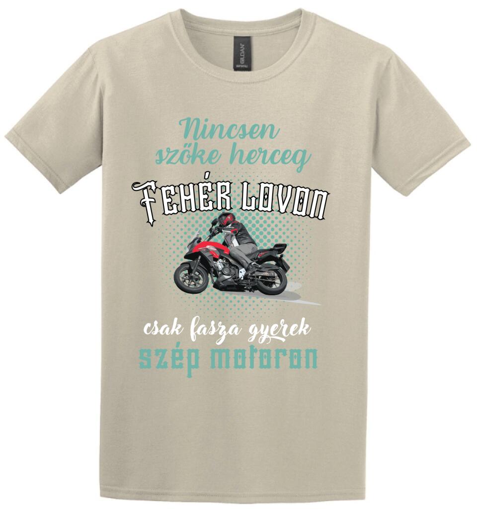 Szőke herceg szép motoron