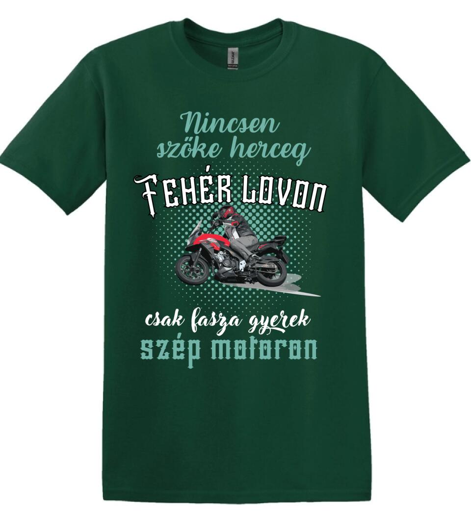 Szőke herceg szép motoron